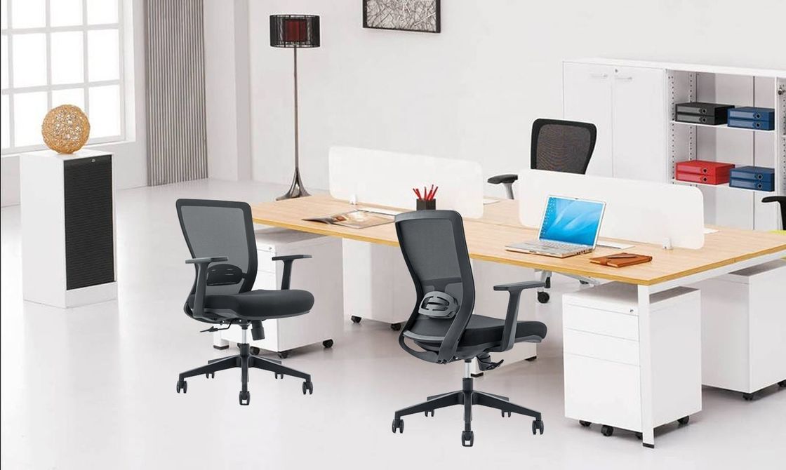 Chaise de bureau à molette à dos moyen de design ergonomique moderne pour le commerce Cadeira de Almoco