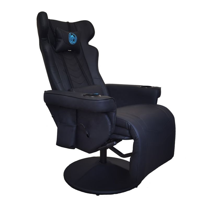 La salle de jeux doit avoir une chaise de jeu de luxe entièrement noire avec un porte-coupe et des haut-parleurs Bluetooth
