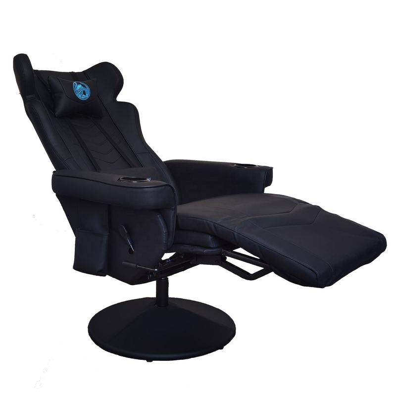 La salle de jeux doit avoir une chaise de jeu de luxe entièrement noire avec un porte-coupe et des haut-parleurs Bluetooth